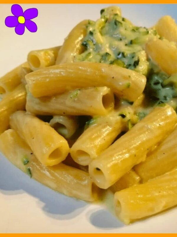 Pasta cremosa con le zucchine - Il Ricettario di Bianca