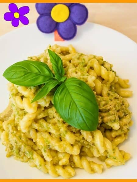 Pasta con tonno e zucchine