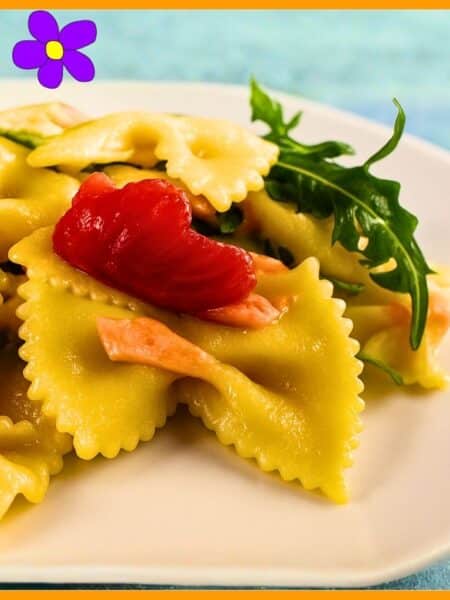 Pasta fredda con salmone affumicato