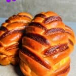 Brioche intrecciate dolci